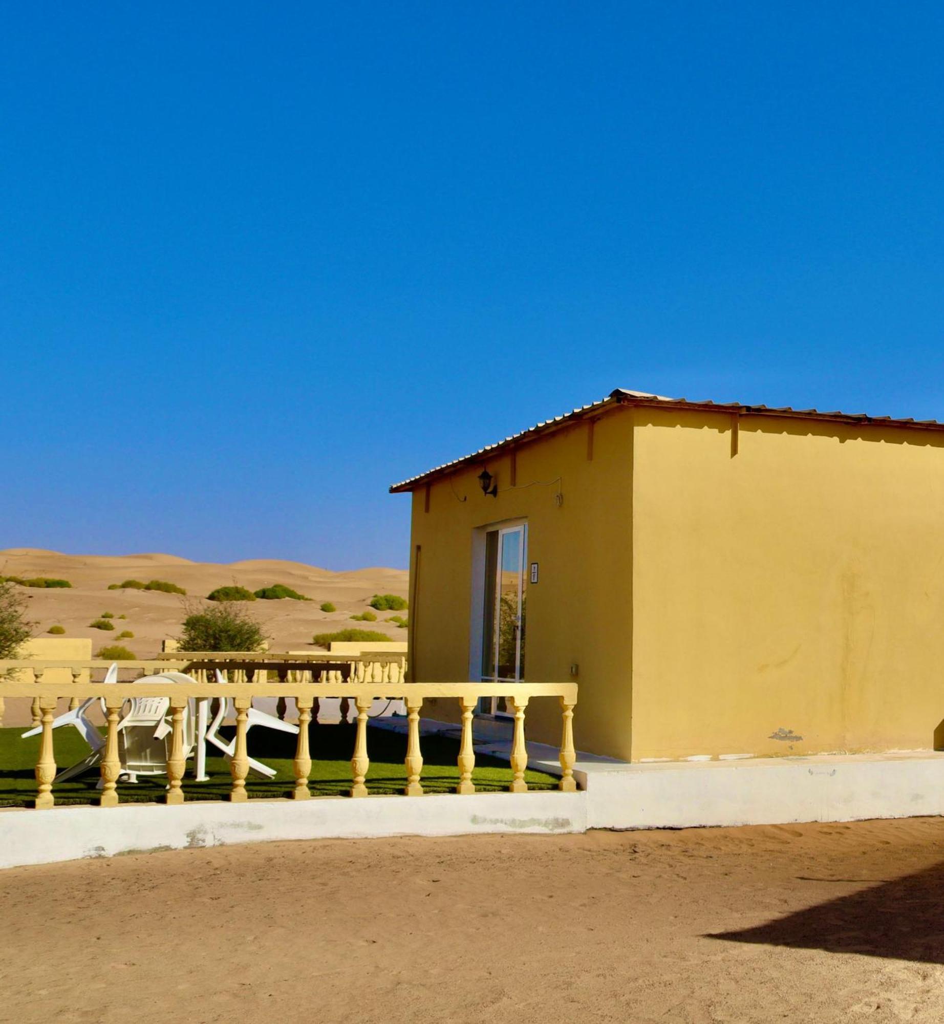 In - Golden Palm Oasis - Royal Palm *